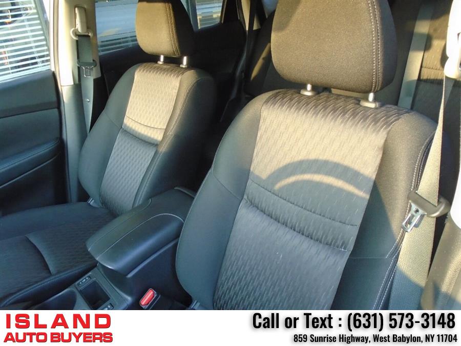 Used Nissan Rogue SV AWD 4dr Crossover 2019 | Island Auto Buyers. West Babylon, New York Used Nissan Rogue SV AWD 4dr Crossover 2019 | Island Auto Buyers. West Babylon, New York