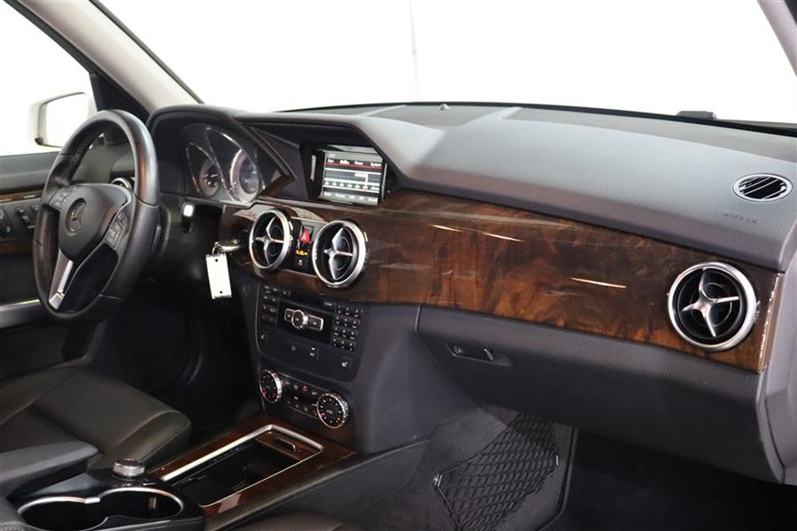 2015 Mercedes-benz Glk 350, available for sale in Paterson, New Jersey | Fast Track Motors. Paterson, New Jersey 2015 Mercedes-benz Glk 350, available for sale in Paterson, New Jersey | Fast Track Motors. Paterson, New Jersey