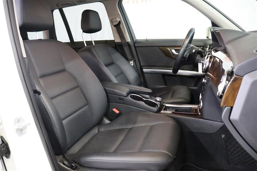 2015 Mercedes-benz Glk 350, available for sale in Paterson, New Jersey | Fast Track Motors. Paterson, New Jersey 2015 Mercedes-benz Glk 350, available for sale in Paterson, New Jersey | Fast Track Motors. Paterson, New Jersey