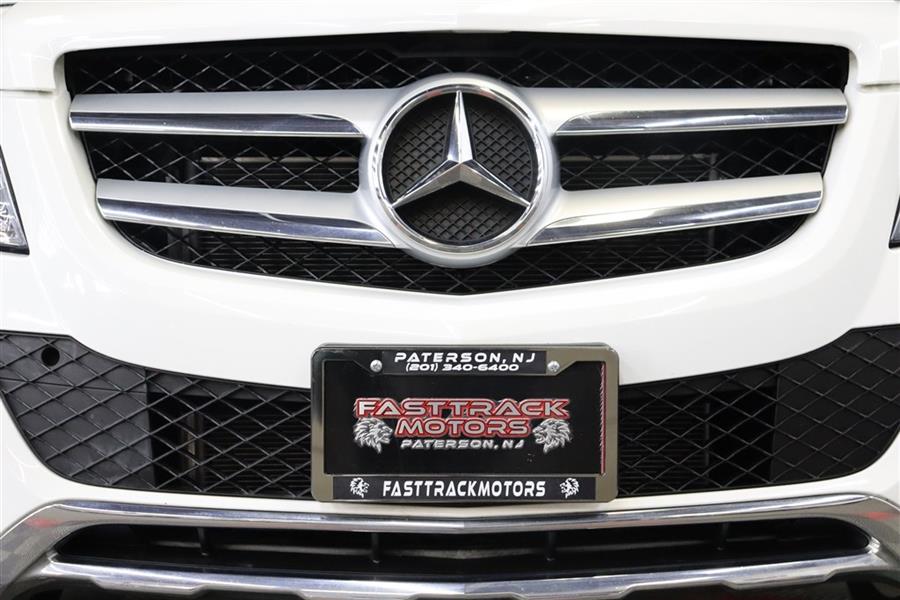 2015 Mercedes-benz Glk 350, available for sale in Paterson, New Jersey | Fast Track Motors. Paterson, New Jersey 2015 Mercedes-benz Glk 350, available for sale in Paterson, New Jersey | Fast Track Motors. Paterson, New Jersey