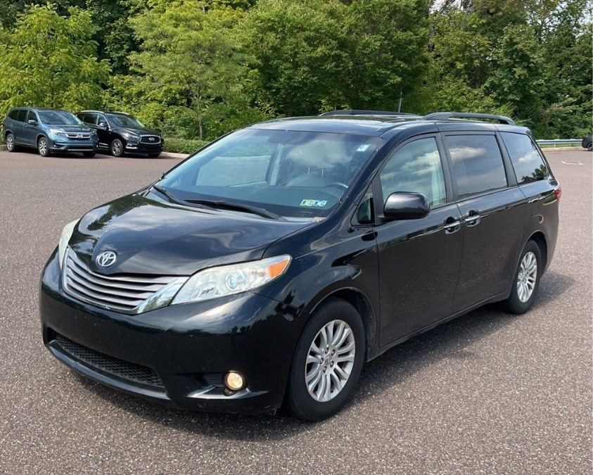 2015 Toyota Sienna 5dr 7-Pass Van XLE Premium  FWD (Natl), available for sale in Brooklyn, New York | Top Line Auto Inc.. Brooklyn, New York