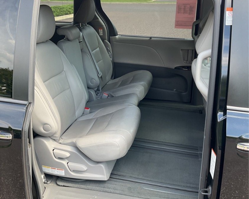 2015 Toyota Sienna 5dr 7-Pass Van XLE Premium FWD (Natl), available for sale in Brooklyn, New York | Top Line Auto Inc.. Brooklyn, New York 2015 Toyota Sienna 5dr 7-Pass Van XLE Premium FWD (Natl), available for sale in Brooklyn, New York | Top Line Auto Inc.. Brooklyn, New York
