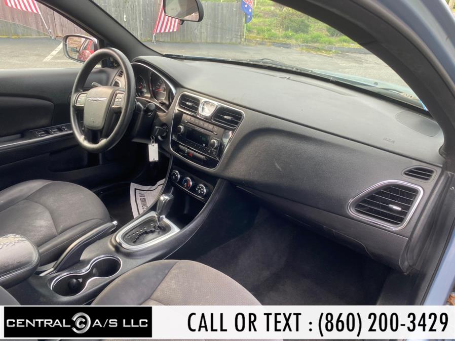 2014 Chrysler 200 4dr Sdn LX, available for sale in East Windsor, Connecticut | Central A/S LLC. East Windsor, Connecticut 2014 Chrysler 200 4dr Sdn LX, available for sale in East Windsor, Connecticut | Central A/S LLC. East Windsor, Connecticut