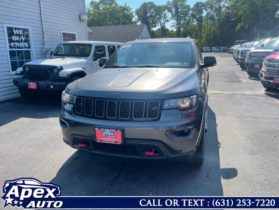2017 Jeep Grand Cherokee Trailhawk 4x4, available for sale in Selden, New York | Apex Auto. Selden, New York 2017 Jeep Grand Cherokee Trailhawk 4x4, available for sale in Selden, New York | Apex Auto. Selden, New York