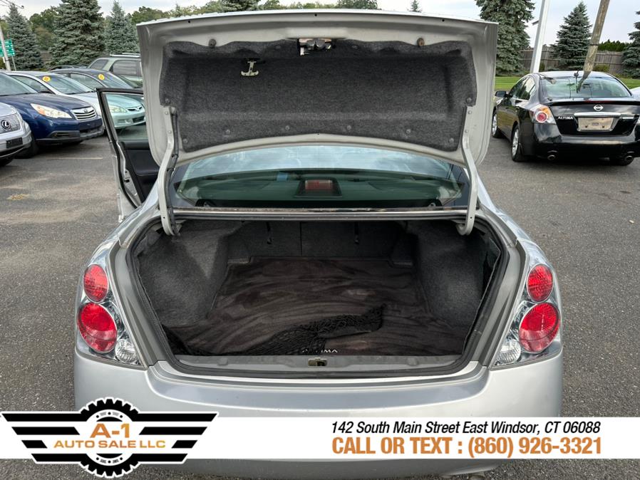 Used Nissan Altima 4dr Sdn I4 Auto 2.5 SL 2005 | A1 Auto Sale LLC. East Windsor, Connecticut Used Nissan Altima 4dr Sdn I4 Auto 2.5 SL 2005 | A1 Auto Sale LLC. East Windsor, Connecticut