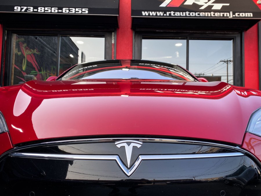 Used Tesla Model S 4dr Sdn RWD 85 kWh Battery 2015 | RT Auto Center LLC. Newark, New Jersey Used Tesla Model S 4dr Sdn RWD 85 kWh Battery 2015 | RT Auto Center LLC. Newark, New Jersey