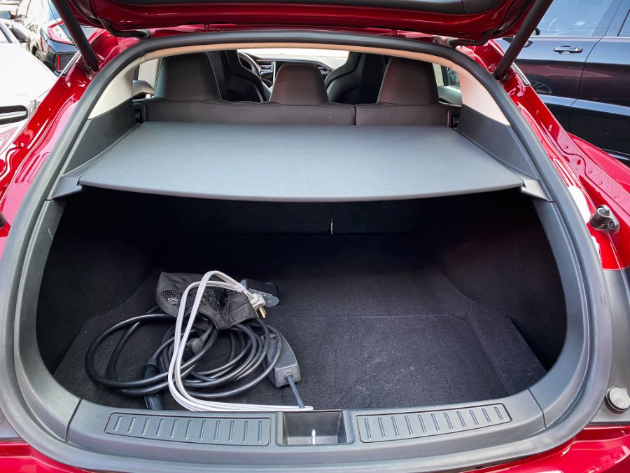 Used Tesla Model S 4dr Sdn RWD 85 kWh Battery 2015 | RT Auto Center LLC. Newark, New Jersey Used Tesla Model S 4dr Sdn RWD 85 kWh Battery 2015 | RT Auto Center LLC. Newark, New Jersey