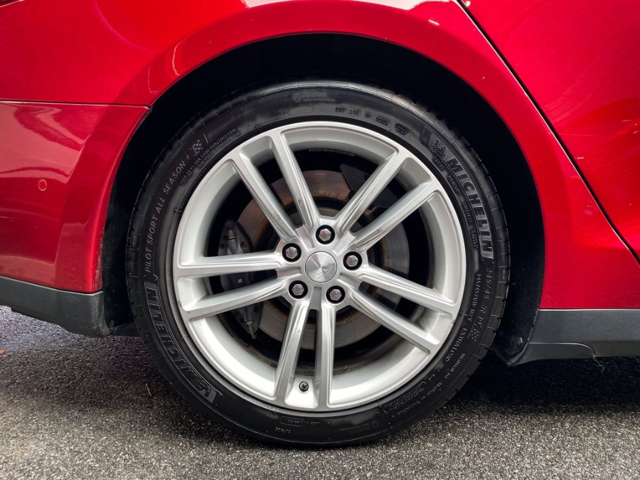 Used Tesla Model S 4dr Sdn RWD 85 kWh Battery 2015 | RT Auto Center LLC. Newark, New Jersey Used Tesla Model S 4dr Sdn RWD 85 kWh Battery 2015 | RT Auto Center LLC. Newark, New Jersey