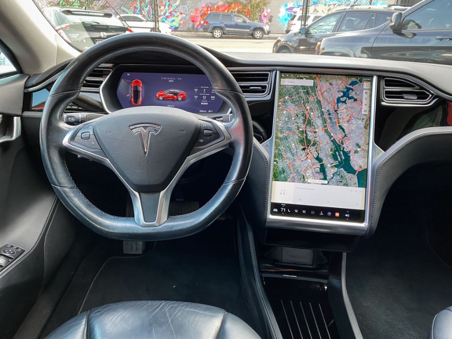 Used Tesla Model S 4dr Sdn RWD 85 kWh Battery 2015 | RT Auto Center LLC. Newark, New Jersey Used Tesla Model S 4dr Sdn RWD 85 kWh Battery 2015 | RT Auto Center LLC. Newark, New Jersey