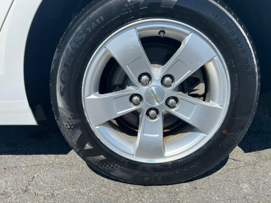 Used Chevrolet Malibu 4dr Sdn LS w/1LS 2015 | Prestige Pre-Owned Motors Inc. New Windsor, New York Used Chevrolet Malibu 4dr Sdn LS w/1LS 2015 | Prestige Pre-Owned Motors Inc. New Windsor, New York
