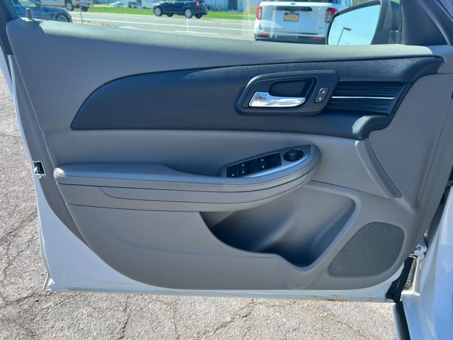 Used Chevrolet Malibu 4dr Sdn LS w/1LS 2015 | Prestige Pre-Owned Motors Inc. New Windsor, New York Used Chevrolet Malibu 4dr Sdn LS w/1LS 2015 | Prestige Pre-Owned Motors Inc. New Windsor, New York