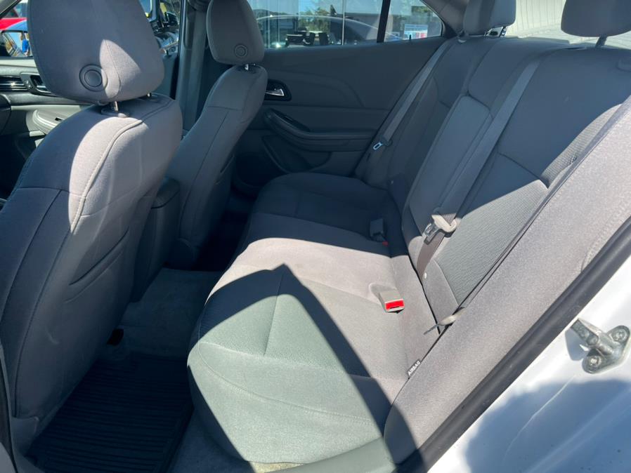 Used Chevrolet Malibu 4dr Sdn LS w/1LS 2015 | Prestige Pre-Owned Motors Inc. New Windsor, New York Used Chevrolet Malibu 4dr Sdn LS w/1LS 2015 | Prestige Pre-Owned Motors Inc. New Windsor, New York