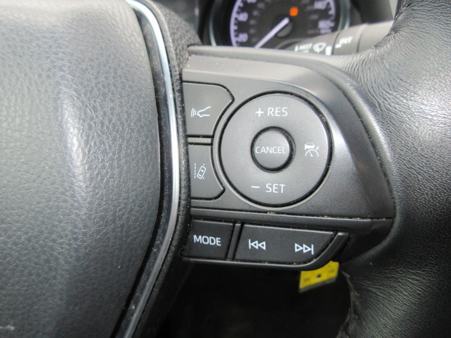 2020 Toyota Camry SE Auto (Natl), available for sale in Linden, New Jersey | Route 27 Auto Mall. Linden, New Jersey 2020 Toyota Camry SE Auto (Natl), available for sale in Linden, New Jersey | Route 27 Auto Mall. Linden, New Jersey