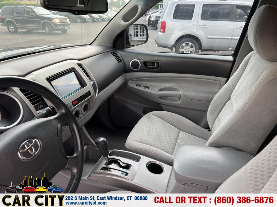 Used Toyota Tacoma 2WD Double V6 AT PreRunner (Natl) 2011 | Car City LLC. East Windsor, Connecticut Used Toyota Tacoma 2WD Double V6 AT PreRunner (Natl) 2011 | Car City LLC. East Windsor, Connecticut