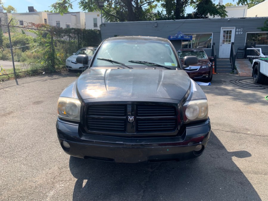 2007 Dodge Dakota 4WD Quad Cab 131" SLT, available for sale in Jersey City, New Jersey | Car Valley Group. Jersey City, New Jersey 2007 Dodge Dakota 4WD Quad Cab 131" SLT, available for sale in Jersey City, New Jersey | Car Valley Group. Jersey City, New Jersey