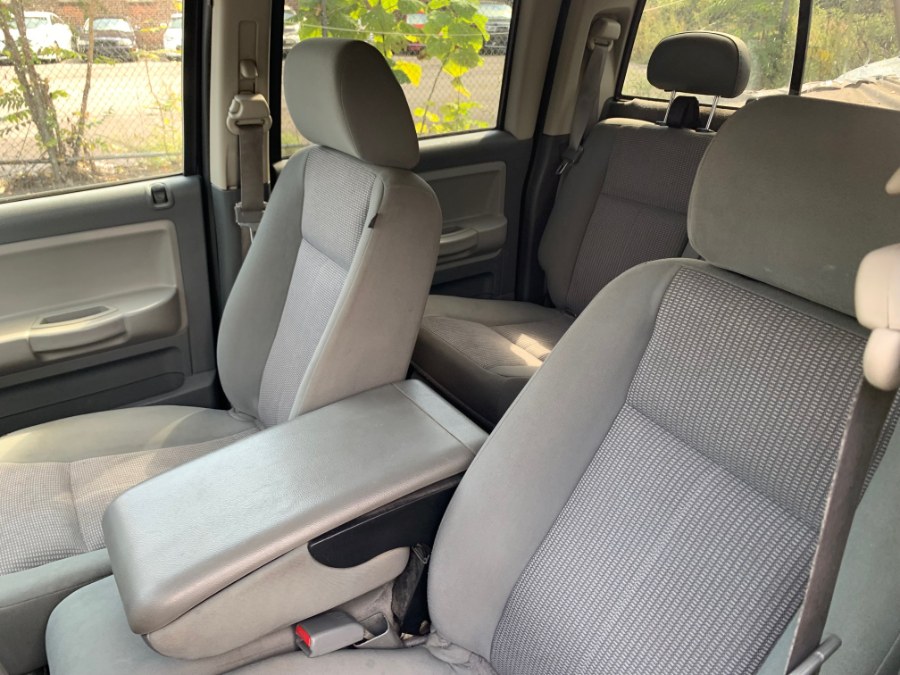 2007 Dodge Dakota 4WD Quad Cab 131" SLT, available for sale in Jersey City, New Jersey | Car Valley Group. Jersey City, New Jersey 2007 Dodge Dakota 4WD Quad Cab 131" SLT, available for sale in Jersey City, New Jersey | Car Valley Group. Jersey City, New Jersey