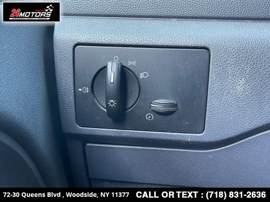 Used Ford Transit Connect 114.6" XLT w/o side or rear door glass 2013 | 26 Motors Queens. Woodside, New York Used Ford Transit Connect 114.6" XLT w/o side or rear door glass 2013 | 26 Motors Queens. Woodside, New York