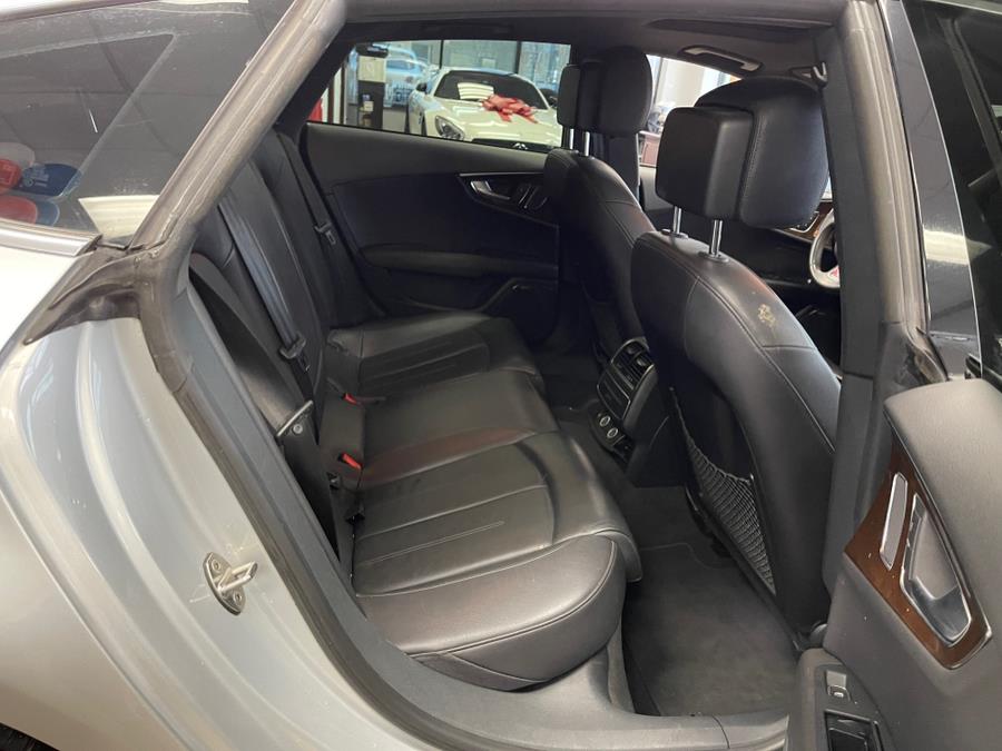 Used Audi A7 4dr HB quattro 3.0 Premium Plus 2013 | 5 Towns Drive. Inwood, New York Used Audi A7 4dr HB quattro 3.0 Premium Plus 2013 | 5 Towns Drive. Inwood, New York