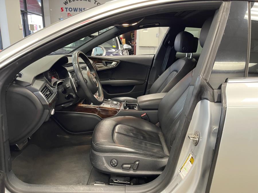 Used Audi A7 4dr HB quattro 3.0 Premium Plus 2013 | 5 Towns Drive. Inwood, New York Used Audi A7 4dr HB quattro 3.0 Premium Plus 2013 | 5 Towns Drive. Inwood, New York