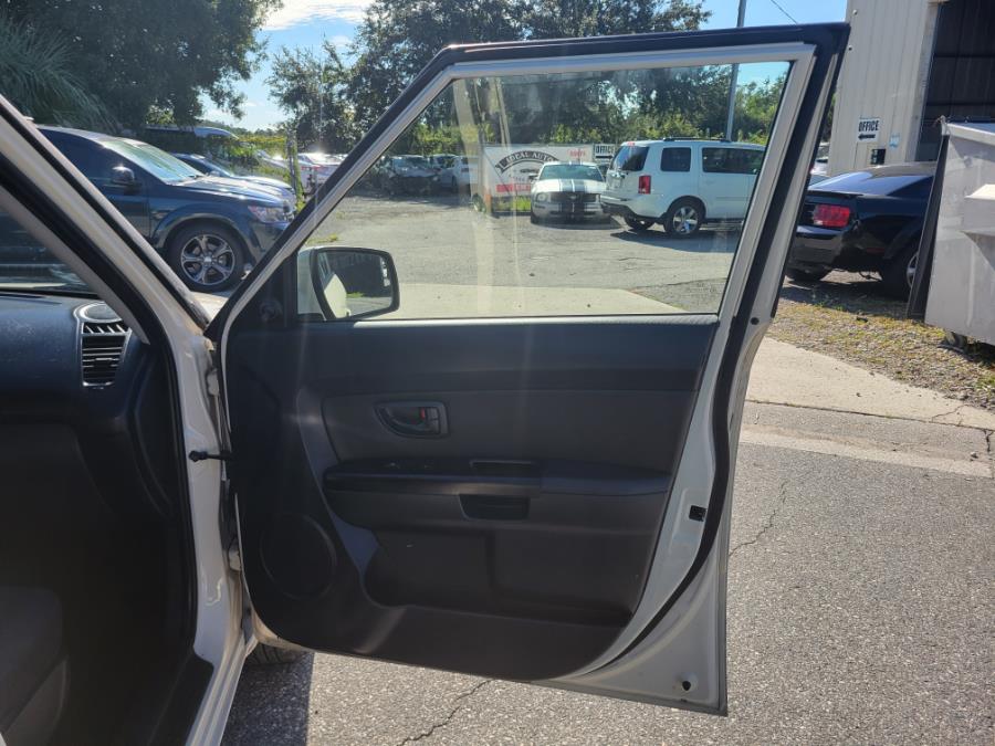 Used Kia Soul 5dr Wgn Auto Base 2013 | Ideal Auto Sales & Repairs. Orlando, Florida Used Kia Soul 5dr Wgn Auto Base 2013 | Ideal Auto Sales & Repairs. Orlando, Florida