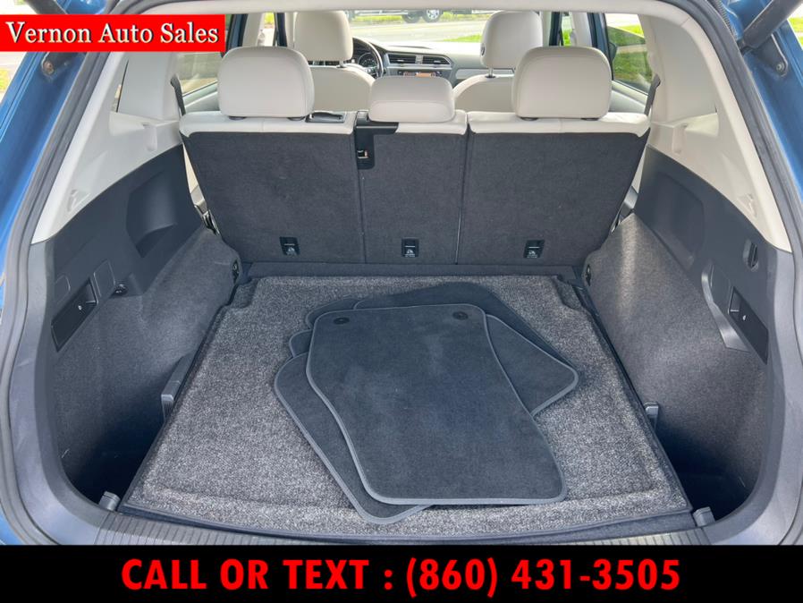 2018 Volkswagen Tiguan 2.0T SEL 4MOTION, available for sale in Manchester, Connecticut | Vernon Auto Sale & Service. Manchester, Connecticut 2018 Volkswagen Tiguan 2.0T SEL 4MOTION, available for sale in Manchester, Connecticut | Vernon Auto Sale & Service. Manchester, Connecticut