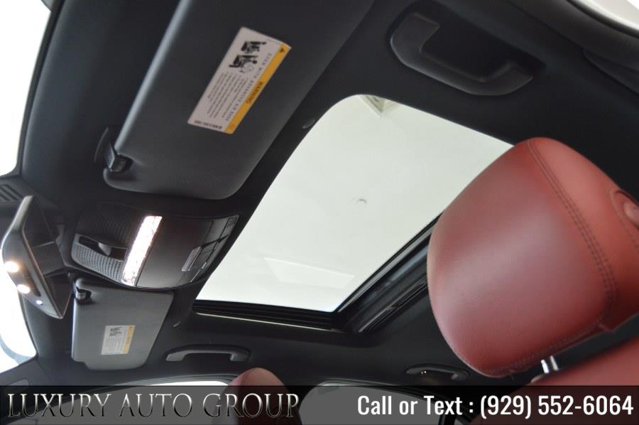 Used Mercedes-Benz C-Class C 300 4MATIC Sedan 2019 | Luxury Auto Group. Bronx, New York Used Mercedes-Benz C-Class C 300 4MATIC Sedan 2019 | Luxury Auto Group. Bronx, New York