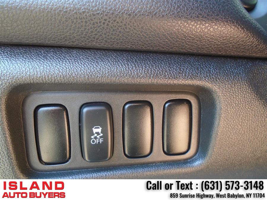 2014 Mitsubishi Outlander Sport ES AWD 4dr Crossover, available for sale in West Babylon, New York | Island Auto Buyers. West Babylon, New York 2014 Mitsubishi Outlander Sport ES AWD 4dr Crossover, available for sale in West Babylon, New York | Island Auto Buyers. West Babylon, New York