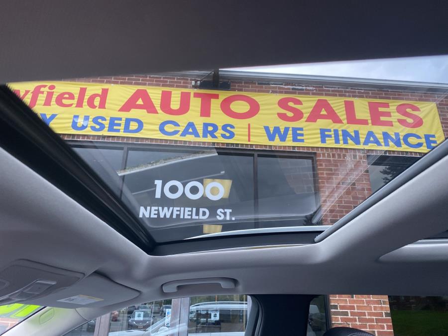 2016 Mercedes-Benz GL 4MATIC 4dr GL 450, available for sale in Middletown, Connecticut | Newfield Auto Sales. Middletown, Connecticut 2016 Mercedes-Benz GL 4MATIC 4dr GL 450, available for sale in Middletown, Connecticut | Newfield Auto Sales. Middletown, Connecticut