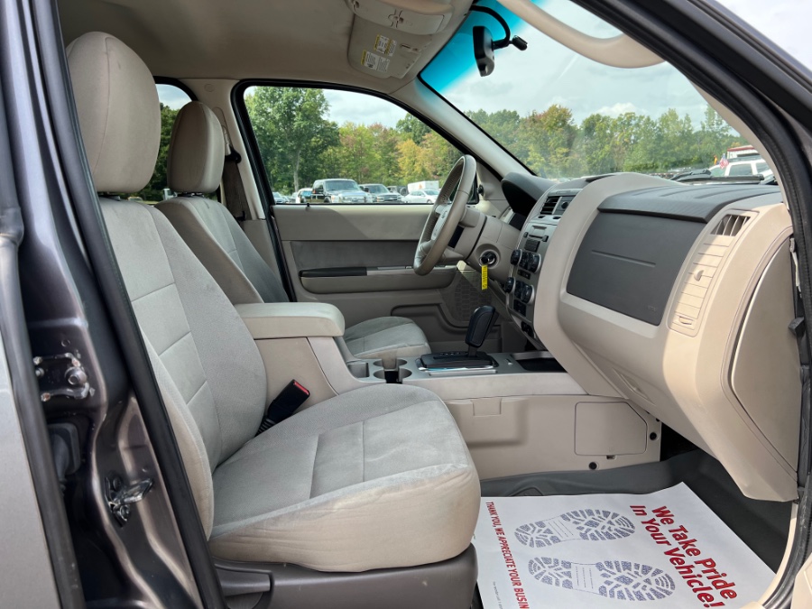 Used Ford Escape 4WD 4dr XLT 2010 | Marsh Auto Sales LLC. Ortonville, Michigan Used Ford Escape 4WD 4dr XLT 2010 | Marsh Auto Sales LLC. Ortonville, Michigan