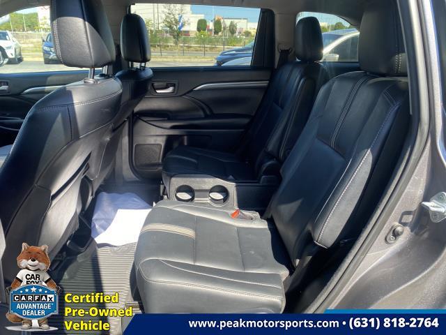 Used Toyota Highlander XLE V6 AWD (Natl) 2018 | Peak Automotive Inc.. Bayshore, New York Used Toyota Highlander XLE V6 AWD (Natl) 2018 | Peak Automotive Inc.. Bayshore, New York