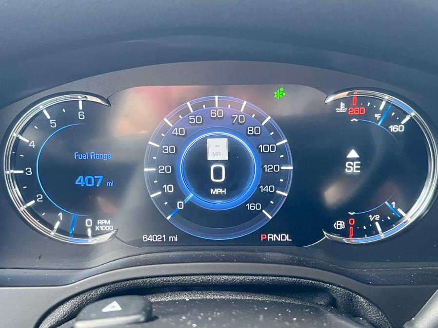 2019 Cadillac Escalade 4WD 4dr Luxury, available for sale in Linden, New Jersey | Champion Used Auto Sales. Linden, New Jersey 2019 Cadillac Escalade 4WD 4dr Luxury, available for sale in Linden, New Jersey | Champion Used Auto Sales. Linden, New Jersey