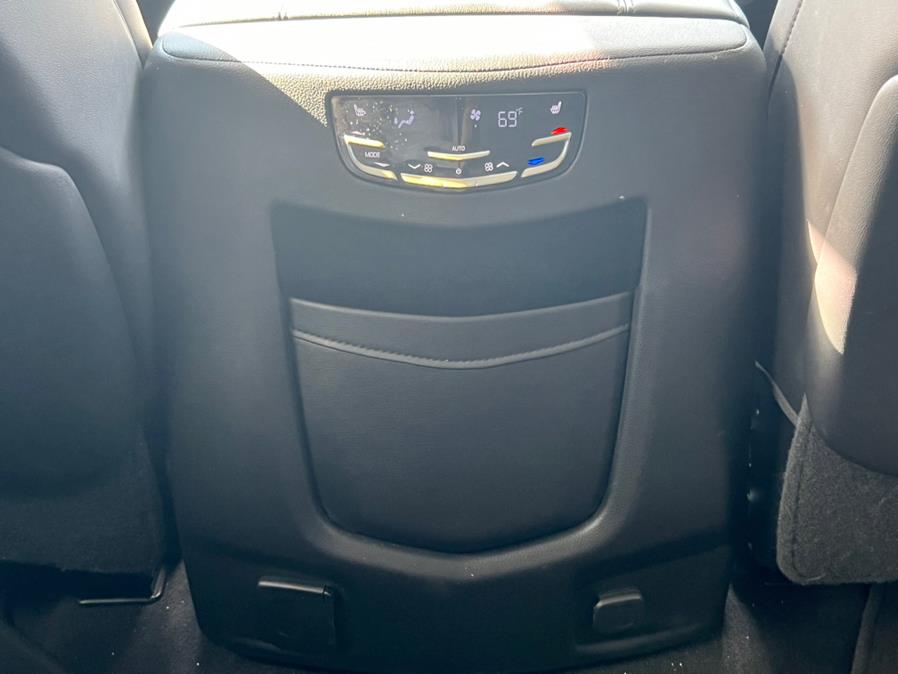 2019 Cadillac Escalade 4WD 4dr Luxury, available for sale in Linden, New Jersey | Champion Used Auto Sales. Linden, New Jersey 2019 Cadillac Escalade 4WD 4dr Luxury, available for sale in Linden, New Jersey | Champion Used Auto Sales. Linden, New Jersey