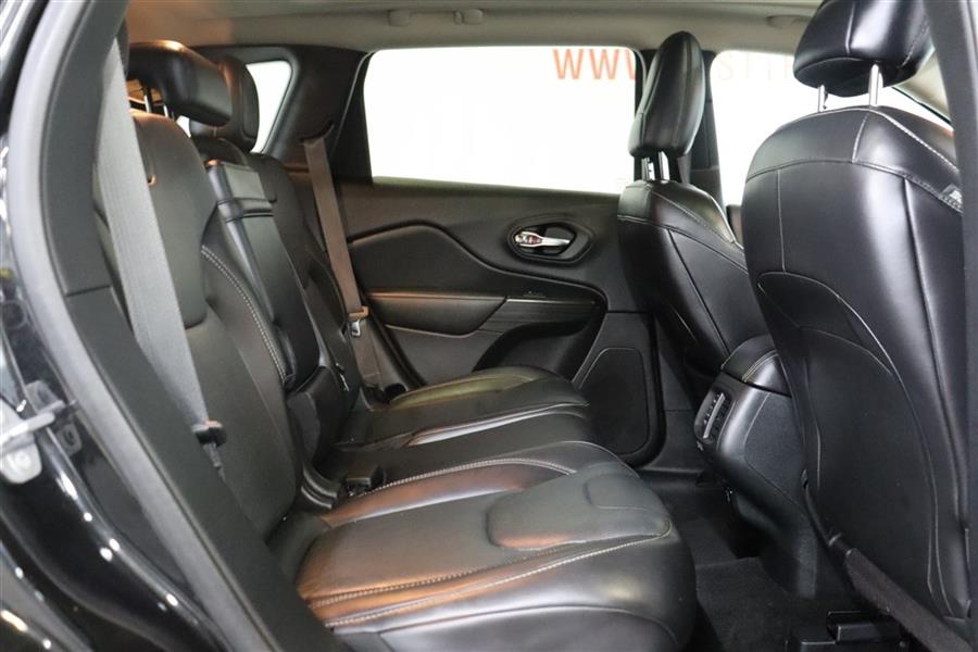 Used Jeep Cherokee LIMITED 2015 | Fast Track Motors. Paterson, New Jersey Used Jeep Cherokee LIMITED 2015 | Fast Track Motors. Paterson, New Jersey
