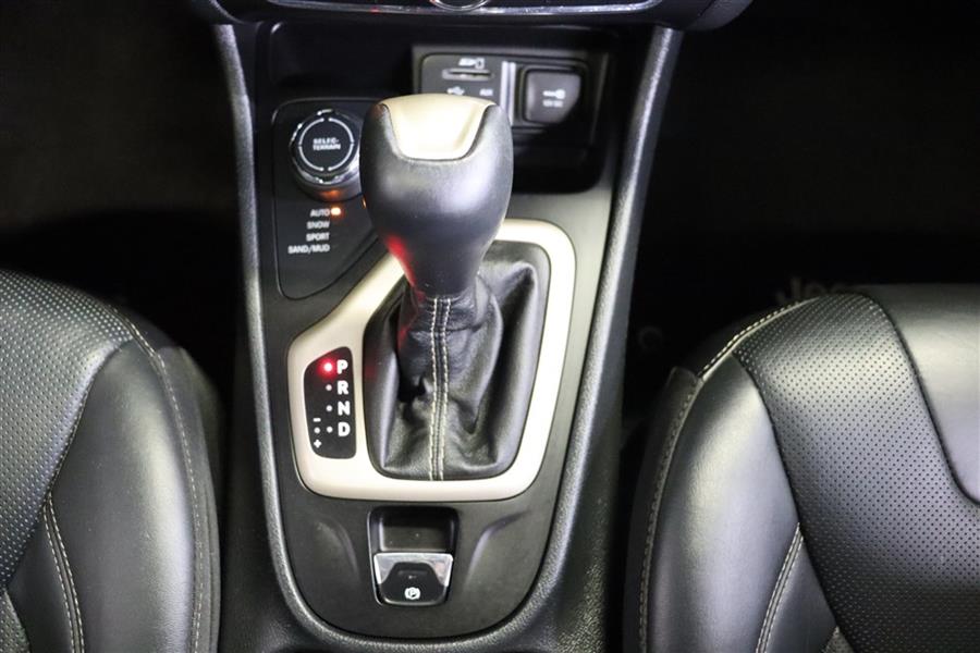 Used Jeep Cherokee LIMITED 2015 | Fast Track Motors. Paterson, New Jersey Used Jeep Cherokee LIMITED 2015 | Fast Track Motors. Paterson, New Jersey