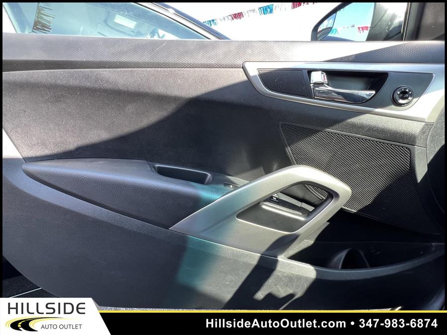Used Hyundai Veloster Base 2016 | Hillside Auto Outlet. Jamaica, New York Used Hyundai Veloster Base 2016 | Hillside Auto Outlet. Jamaica, New York
