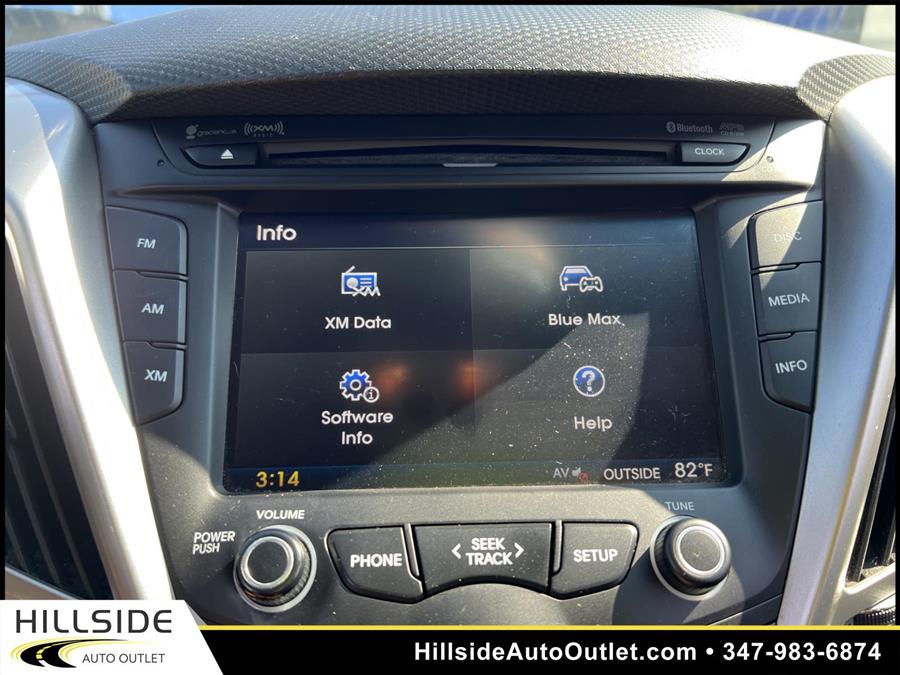 Used Hyundai Veloster Base 2016 | Hillside Auto Outlet. Jamaica, New York Used Hyundai Veloster Base 2016 | Hillside Auto Outlet. Jamaica, New York