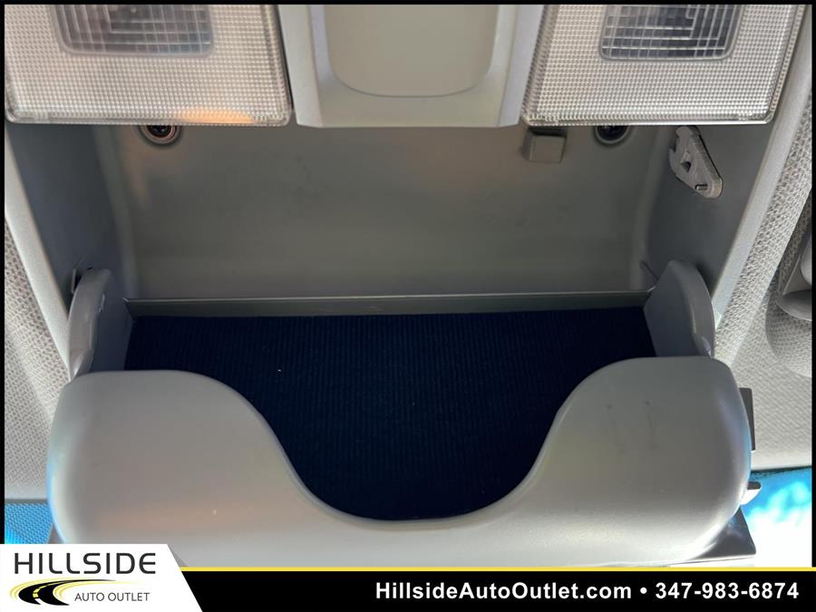 Used Hyundai Veloster Base 2016 | Hillside Auto Outlet. Jamaica, New York Used Hyundai Veloster Base 2016 | Hillside Auto Outlet. Jamaica, New York