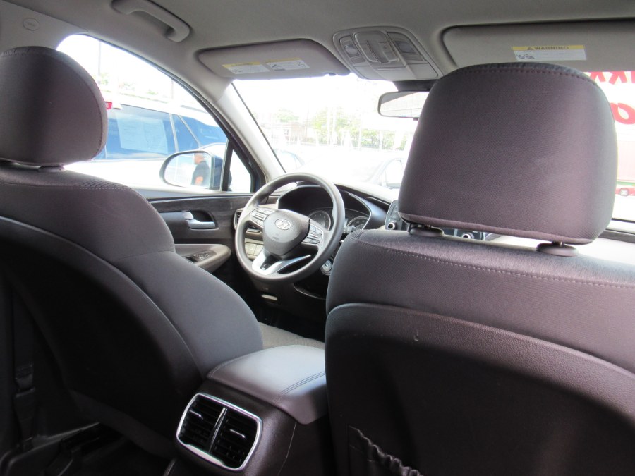 2019 Hyundai Santa Fe SE 2.4L Auto FWD, available for sale in Irvington, New Jersey | NJ Used Cars Center. Irvington, New Jersey 2019 Hyundai Santa Fe SE 2.4L Auto FWD, available for sale in Irvington, New Jersey | NJ Used Cars Center. Irvington, New Jersey