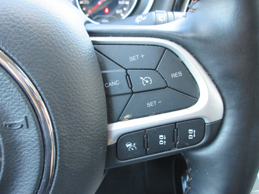2021 Jeep Compass Limited 4x4, available for sale in Linden, New Jersey | Route 27 Auto Mall. Linden, New Jersey 2021 Jeep Compass Limited 4x4, available for sale in Linden, New Jersey | Route 27 Auto Mall. Linden, New Jersey