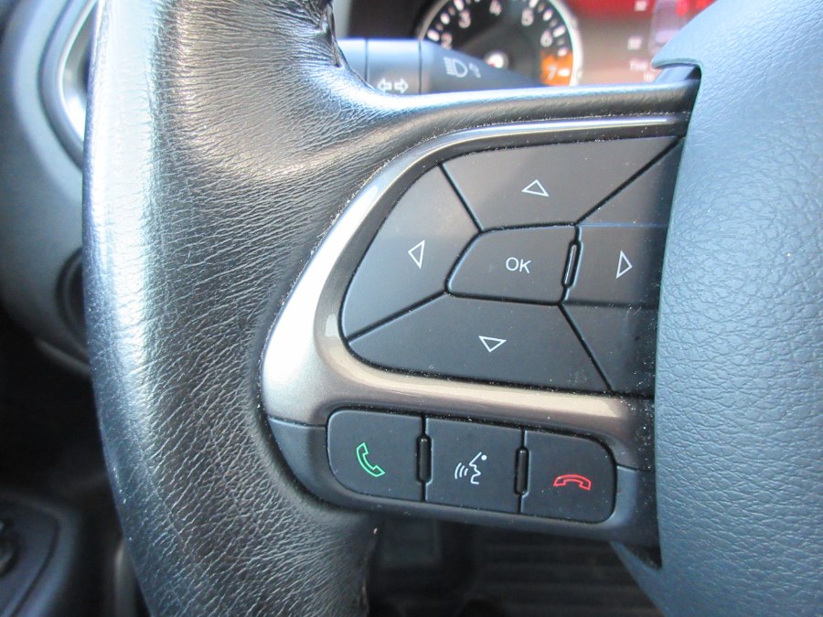 2018 Jeep Renegade Limited 4x4, available for sale in Linden, New Jersey | Route 27 Auto Mall. Linden, New Jersey 2018 Jeep Renegade Limited 4x4, available for sale in Linden, New Jersey | Route 27 Auto Mall. Linden, New Jersey