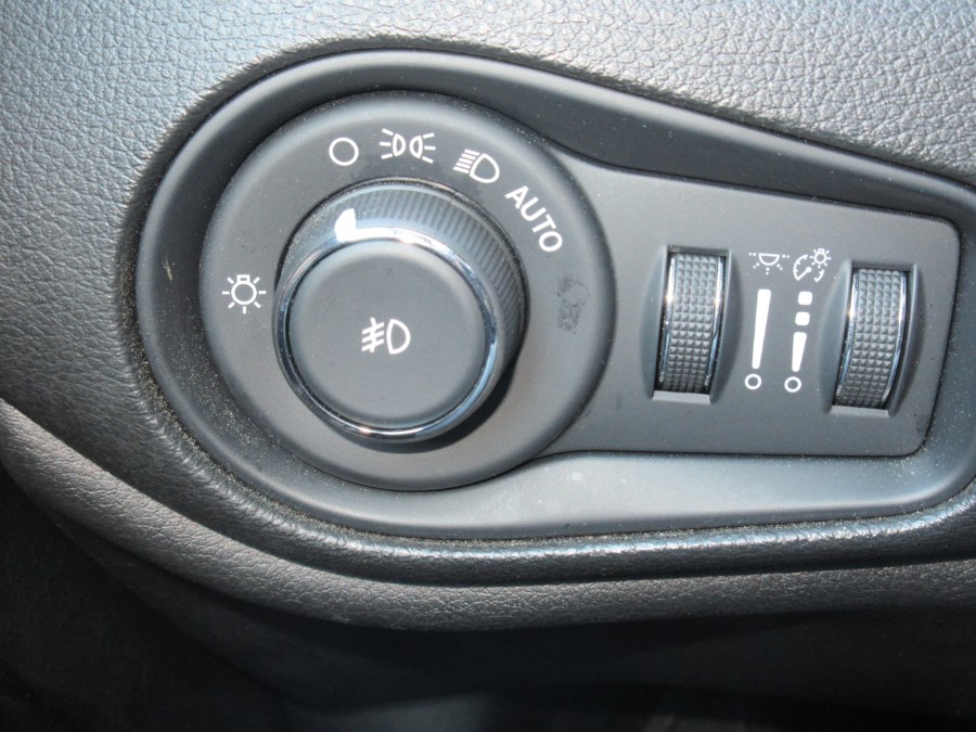 2018 Jeep Renegade Limited 4x4, available for sale in Linden, New Jersey | Route 27 Auto Mall. Linden, New Jersey 2018 Jeep Renegade Limited 4x4, available for sale in Linden, New Jersey | Route 27 Auto Mall. Linden, New Jersey
