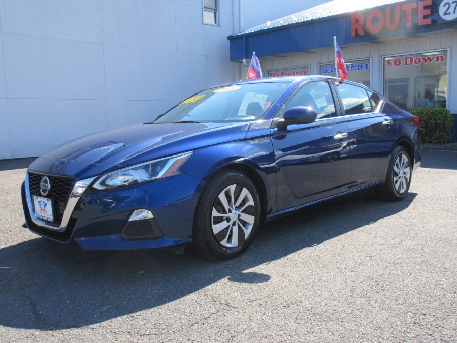 2020 Nissan Altima 2.5 S Sedan, available for sale in Linden, New Jersey | Route 27 Auto Mall. Linden, New Jersey 2020 Nissan Altima 2.5 S Sedan, available for sale in Linden, New Jersey | Route 27 Auto Mall. Linden, New Jersey