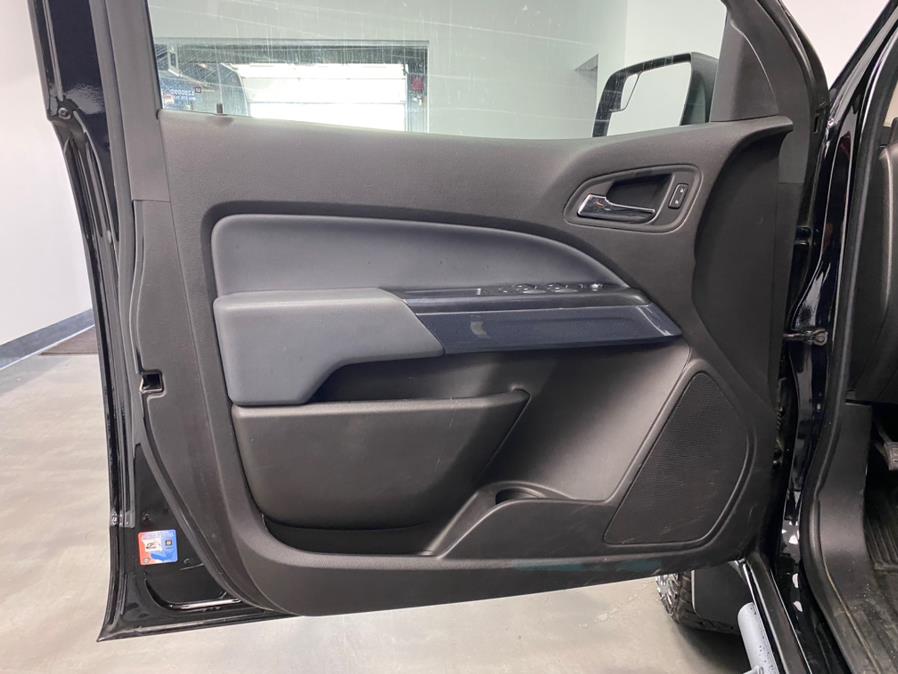 Used Chevrolet Colorado 4WD Crew Cab 128.3" Z71 2017 | M Auto Group. Elizabeth, New Jersey Used Chevrolet Colorado 4WD Crew Cab 128.3" Z71 2017 | M Auto Group. Elizabeth, New Jersey