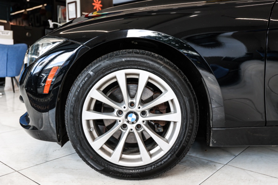 Used BMW 3 Series 4dr Sdn 320i xDrive AWD South Africa 2016 | 26 Motors Long Island. ELMONT, New York Used BMW 3 Series 4dr Sdn 320i xDrive AWD South Africa 2016 | 26 Motors Long Island. ELMONT, New York