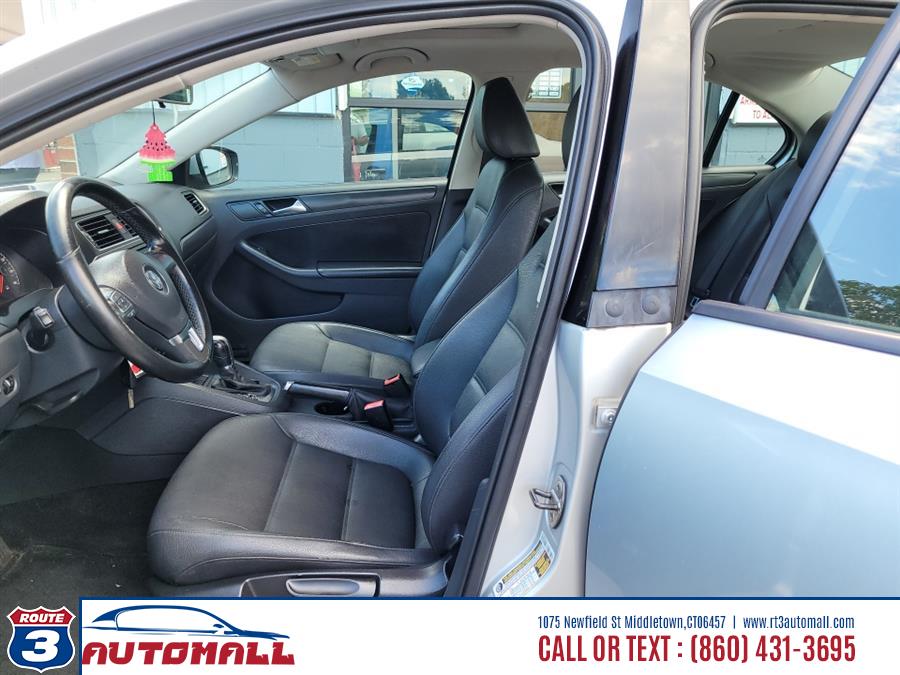2011 Volkswagen Jetta Sedan 4dr Auto SE w/Convenience PZEV, available for sale in Middletown, Connecticut | RT 3 AUTO MALL LLC. Middletown, Connecticut 2011 Volkswagen Jetta Sedan 4dr Auto SE w/Convenience PZEV, available for sale in Middletown, Connecticut | RT 3 AUTO MALL LLC. Middletown, Connecticut