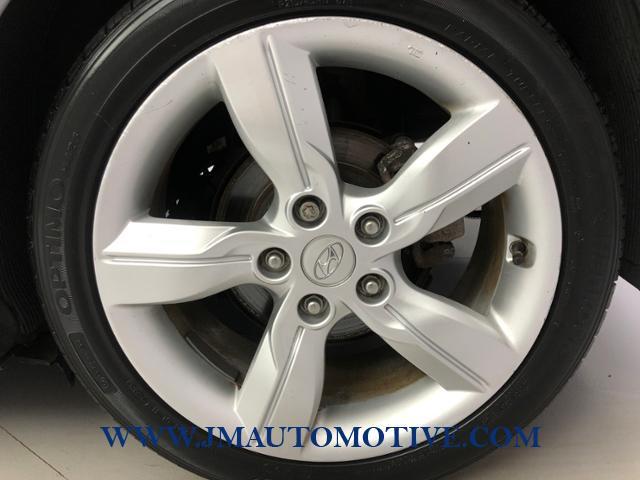 2015 Hyundai Veloster 3dr Cpe Auto, available for sale in Naugatuck, Connecticut | J&M Automotive Sls&Svc LLC. Naugatuck, Connecticut 2015 Hyundai Veloster 3dr Cpe Auto, available for sale in Naugatuck, Connecticut | J&M Automotive Sls&Svc LLC. Naugatuck, Connecticut