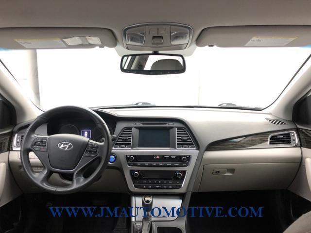 2016 Hyundai Sonata 4dr Sdn 2.4L Limited PZEV, available for sale in Naugatuck, Connecticut | J&M Automotive Sls&Svc LLC. Naugatuck, Connecticut 2016 Hyundai Sonata 4dr Sdn 2.4L Limited PZEV, available for sale in Naugatuck, Connecticut | J&M Automotive Sls&Svc LLC. Naugatuck, Connecticut