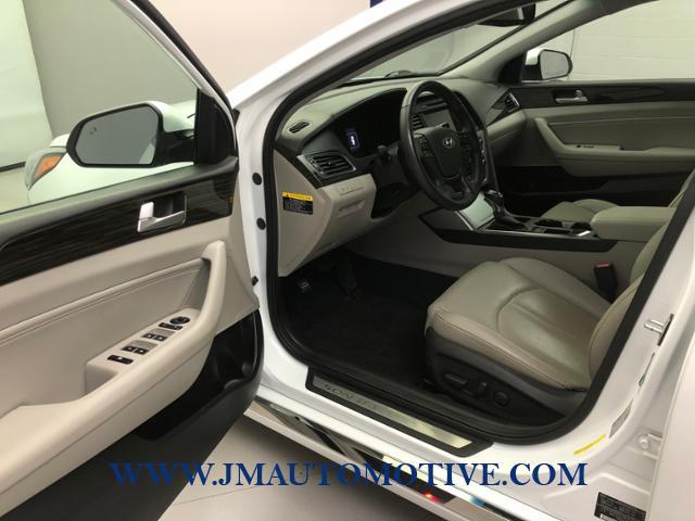 2016 Hyundai Sonata 4dr Sdn 2.4L Limited PZEV, available for sale in Naugatuck, Connecticut | J&M Automotive Sls&Svc LLC. Naugatuck, Connecticut 2016 Hyundai Sonata 4dr Sdn 2.4L Limited PZEV, available for sale in Naugatuck, Connecticut | J&M Automotive Sls&Svc LLC. Naugatuck, Connecticut