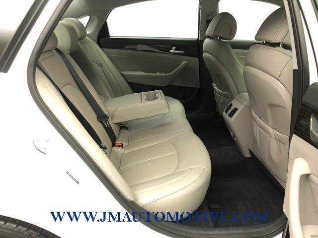 2016 Hyundai Sonata 4dr Sdn 2.4L Limited PZEV, available for sale in Naugatuck, Connecticut | J&M Automotive Sls&Svc LLC. Naugatuck, Connecticut 2016 Hyundai Sonata 4dr Sdn 2.4L Limited PZEV, available for sale in Naugatuck, Connecticut | J&M Automotive Sls&Svc LLC. Naugatuck, Connecticut