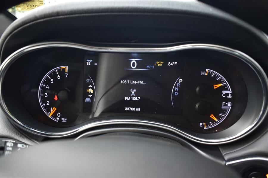 Used Jeep Grand Cherokee Overland 4x4 4dr SUV 2019 | Camy Cars. Great Neck, New York Used Jeep Grand Cherokee Overland 4x4 4dr SUV 2019 | Camy Cars. Great Neck, New York